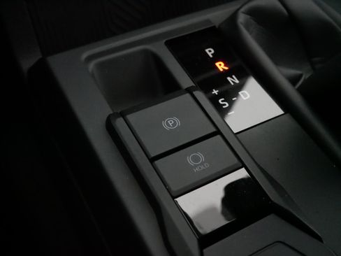 Certified 2025 Toyota 4Runner SR5 image 29