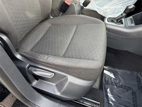 Used 2013 Volkswagen Tiguan S image 10