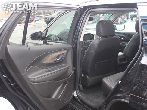 Certified 2024 GMC Terrain Denali w/ Black Diamond Edition image 23