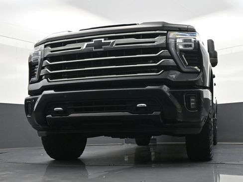 Used 2024 Chevrolet Silverado 2500 High Country w/ Midnight Edition AWD/4WD image 37