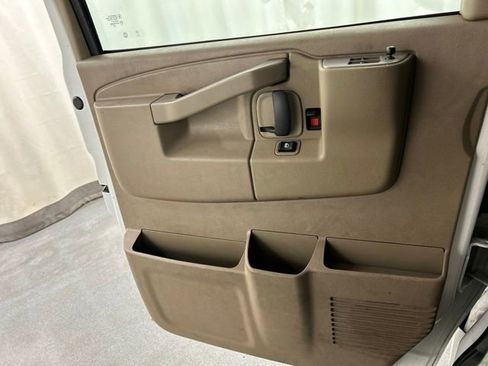 Used 2022 Chevrolet Express 2500 w/ Safety Package RWD image 13