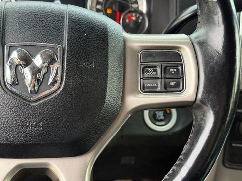 Used 2016 RAM 2500 Laramie AWD/4WD image 17