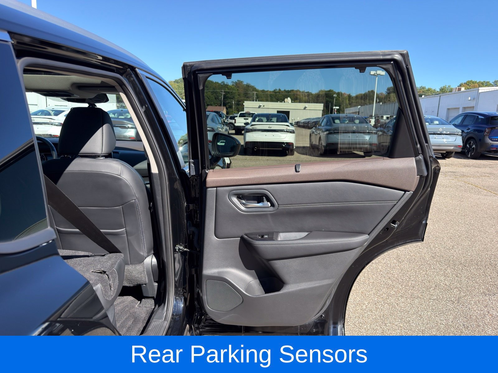 Used 2023 Nissan Rogue SV w/ SV Premium B Package AWD/4WD image 31