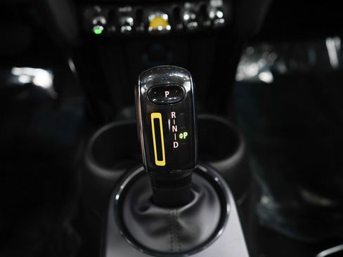 Used 2024 MINI Cooper SE FWD image 21