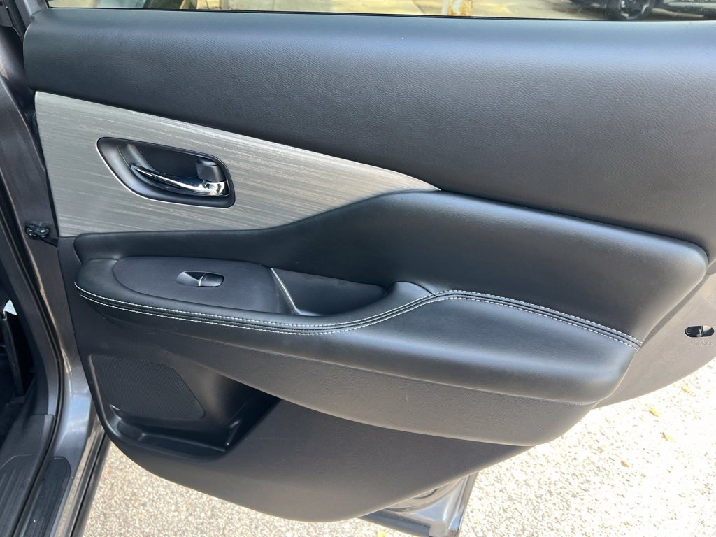 Used 2018 Nissan Murano SL w/ Cargo Package AWD/4WD image 17