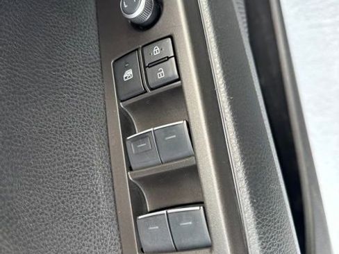 Used 2023 Toyota Camry XSE image 21