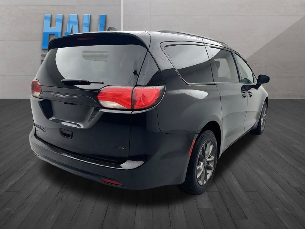 Used 2020 Chrysler Pacifica Touring-L AWD/4WD image 5