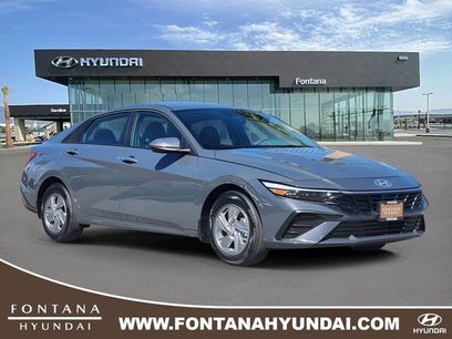New 2026 Hyundai Elantra SE