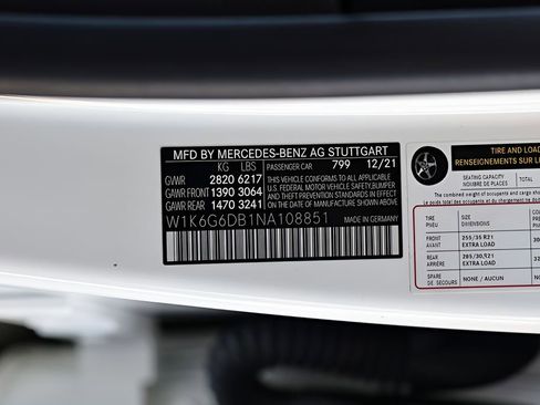 Used 2022 Mercedes-Benz S 500 4MATIC w/ AMG Line Package image 68