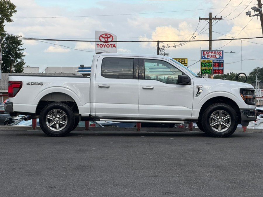 Used 2025 Ford F150 XLT w/ Equipment Group 301A Standard AWD/4WD image 4
