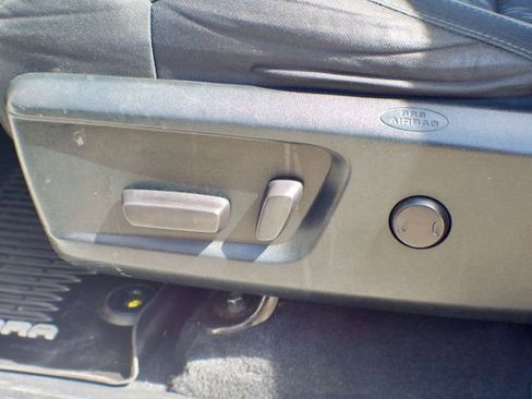 Used 2020 Toyota Tundra SR5 w/ SR5 Upgrade Package image 38