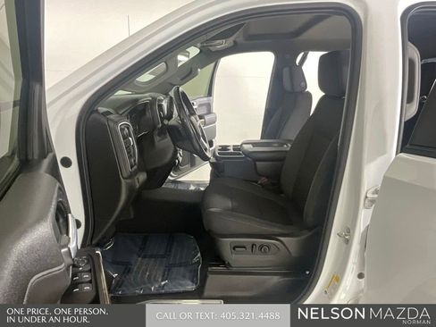 Used 2021 Chevrolet Silverado 1500 LT AWD/4WD image 11