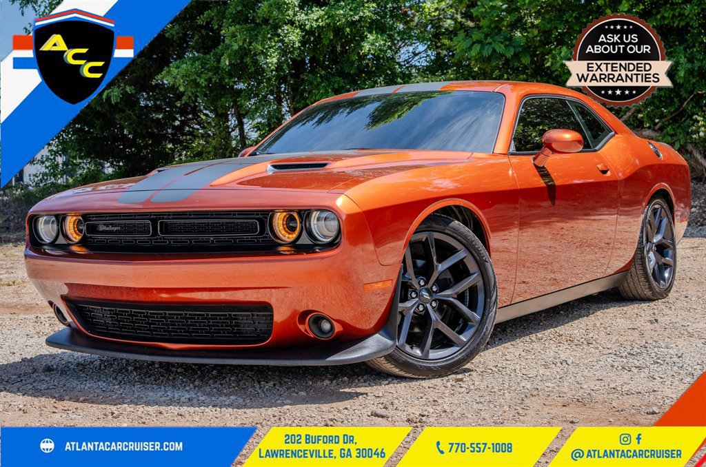 Used 2020 Dodge Challenger SXT w/ Blacktop Package RWD image 1