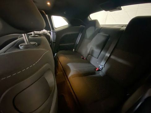 Used 2015 Dodge Challenger R/T w/ Quick Order Package 28B R/T image 29