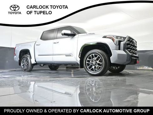 Used 2025 Toyota Tundra Platinum AWD/4WD image 43