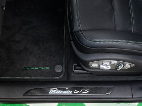 New 2026 Porsche Macan GTS image 21
