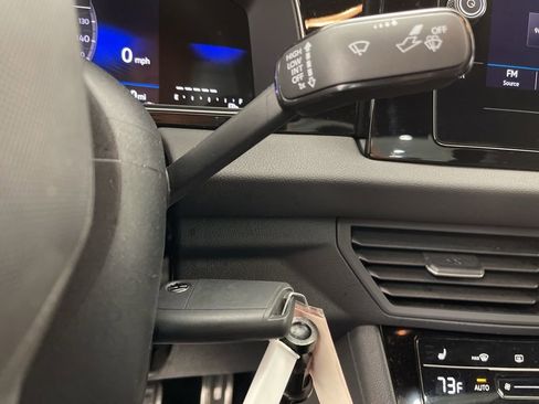 Used 2025 Volkswagen Jetta Sport image 17