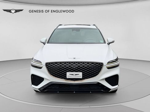 Used 2023 Genesis GV70 2.5T w/ Sport Prestige Package AWD/4WD image 2