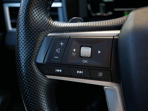 Used 2024 Mitsubishi Outlander SEL AWD/4WD image 18