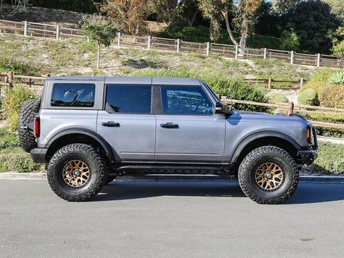 Used 2021 Ford Bronco Wildtrak image 7