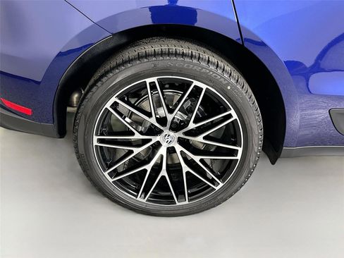 Used 2026 Porsche Macan Turbo AWD/4WD image 13