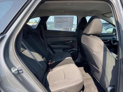 Used 2026 Hyundai Tucson SE FWD image 5