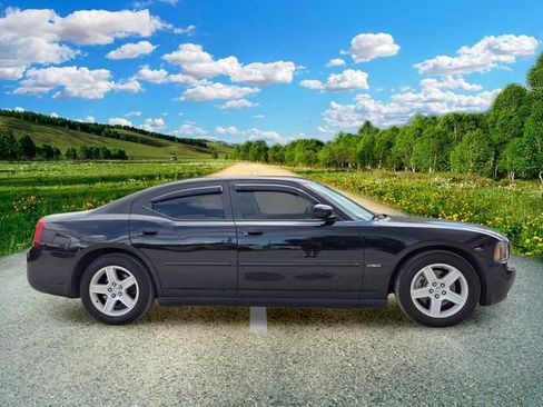 Used 2009 Dodge Charger R/T RWD image 7