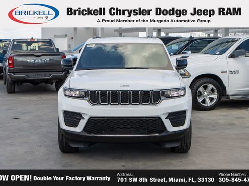 New 2025 Jeep Grand Cherokee Laredo X image 2