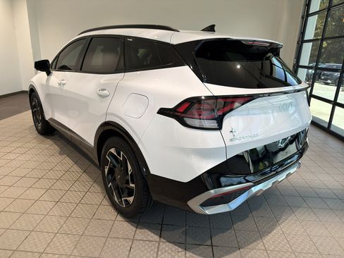 Used 2023 Kia Sportage SX FWD image 3
