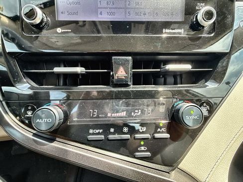 Used 2024 Toyota Camry LE FWD image 18