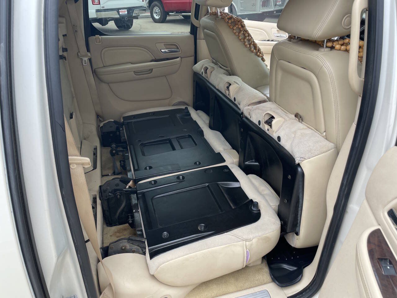 Used 2007 Cadillac Escalade EXT w/ Information Package AWD/4WD image 30