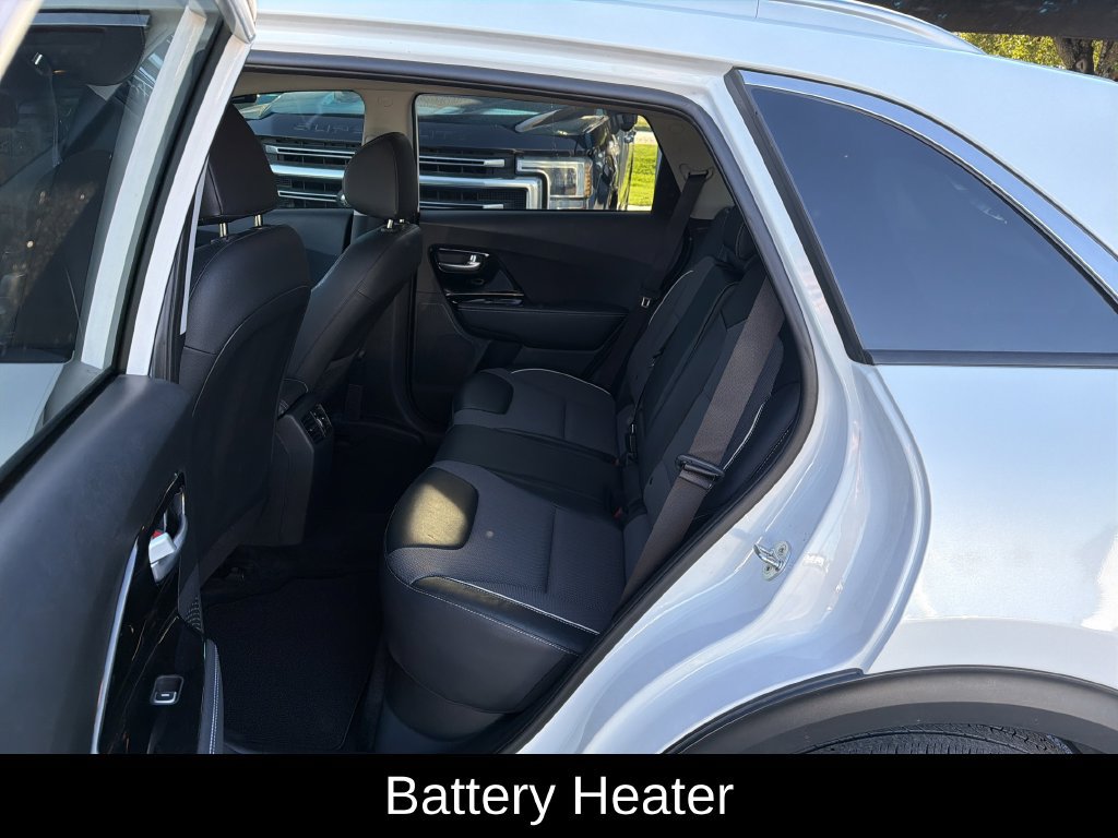 Used 2022 Kia Niro EX w/ Cold Weather Package FWD image 17