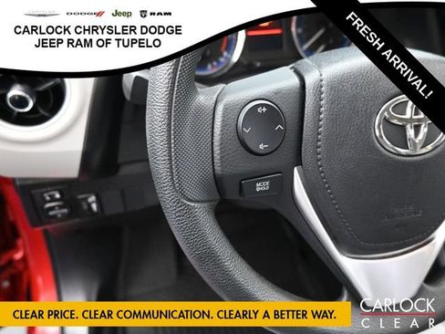 Used 2018 Toyota Corolla L image 16