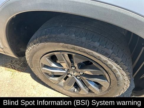 Used 2025 Honda Ridgeline Sport image 14