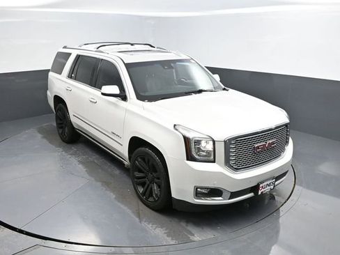 Used 2017 GMC Yukon Denali w/ Open Road Package image 33