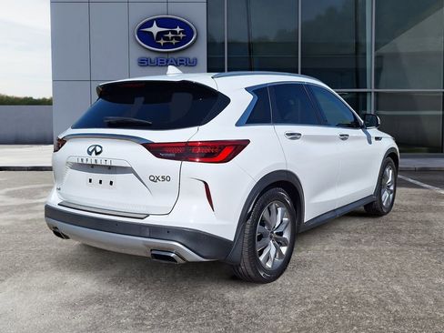 Used 2019 INFINITI QX50 Essential w/ Premium Heat Package AWD/4WD image 6