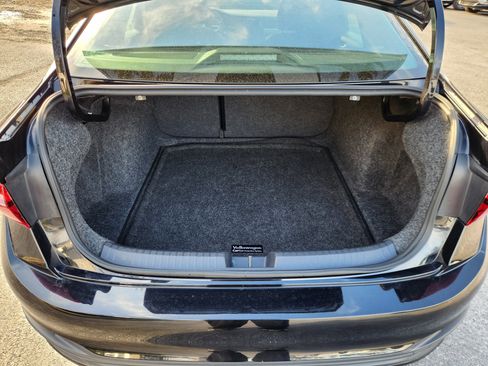 Used 2023 Volkswagen Jetta Sport image 19