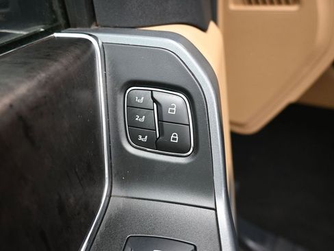 Used 2024 Ford F350 Lariat w/ FX4 Off-Road Package image 8