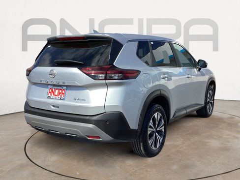Used 2023 Nissan Rogue SV image 14