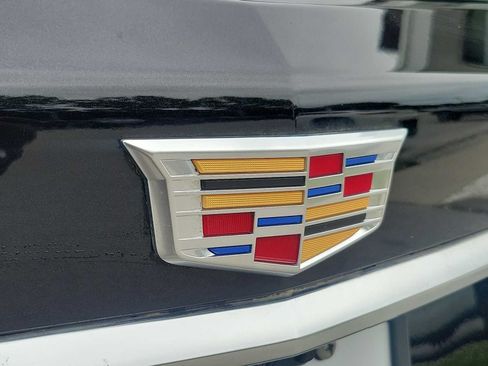 Used 2024 Cadillac XT5 Sportv w/ Technology Package AWD/4WD image 5