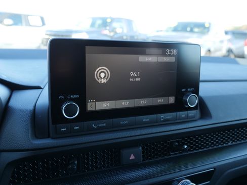 Used 2024 Honda CR-V LX image 26