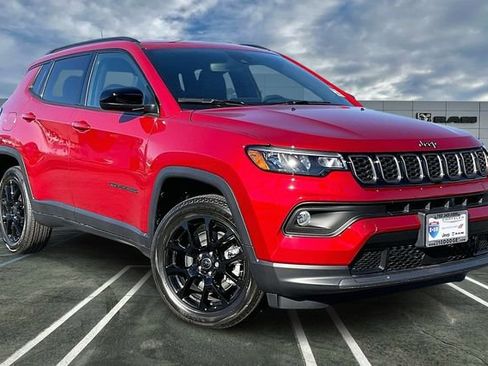 New 2026 Jeep Compass Latitude image 14