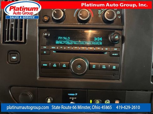 Used 2018 Chevrolet Express 3500 Extended w/ Driver Convenience Package RWD image 20