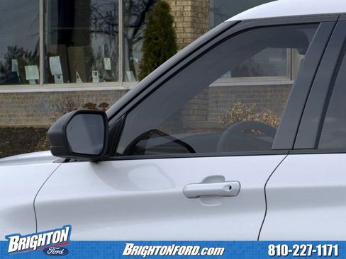 Used 2026 Ford Explorer Active w/ Active Comfort Package image 21
