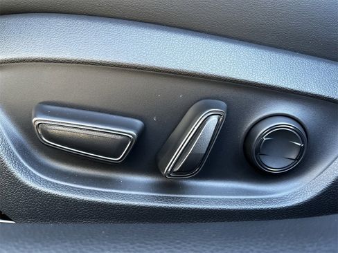 New 2026 Toyota Prius Limited image 23