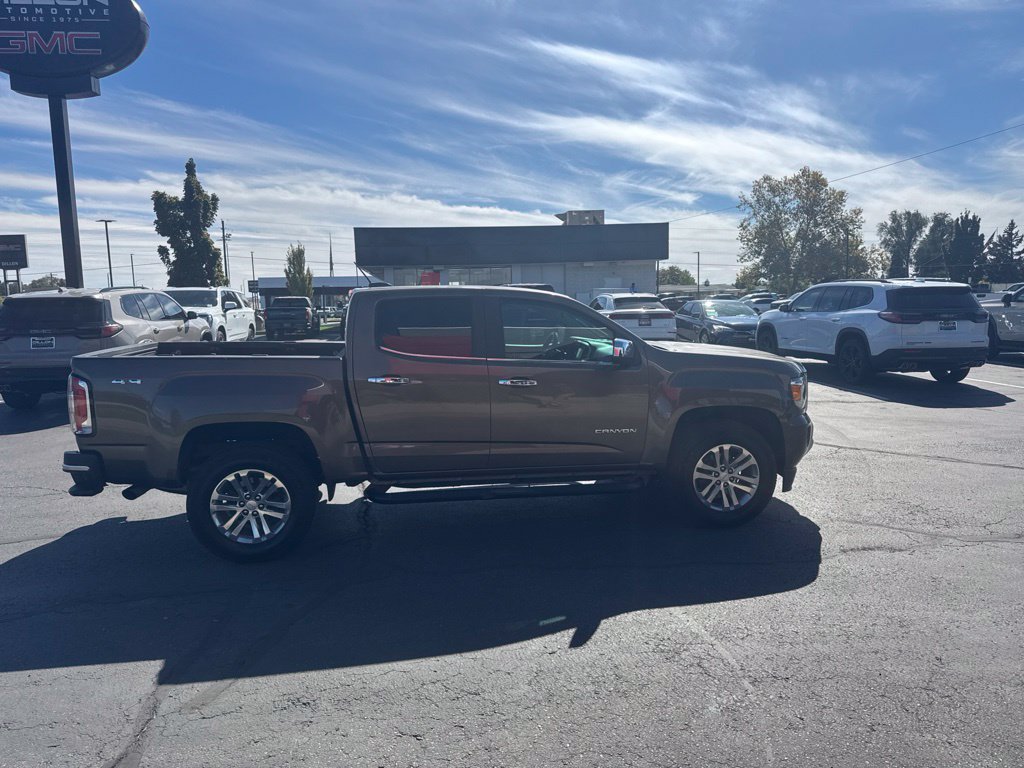Used 2015 GMC Canyon SLT AWD/4WD image 2