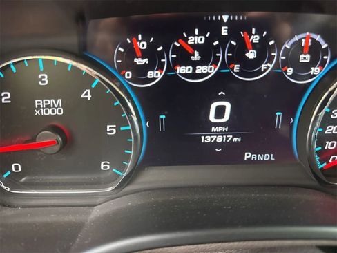 Used 2017 GMC Yukon Denali image 14