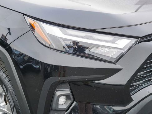 Used 2023 Toyota RAV4 XLE Premium FWD image 10