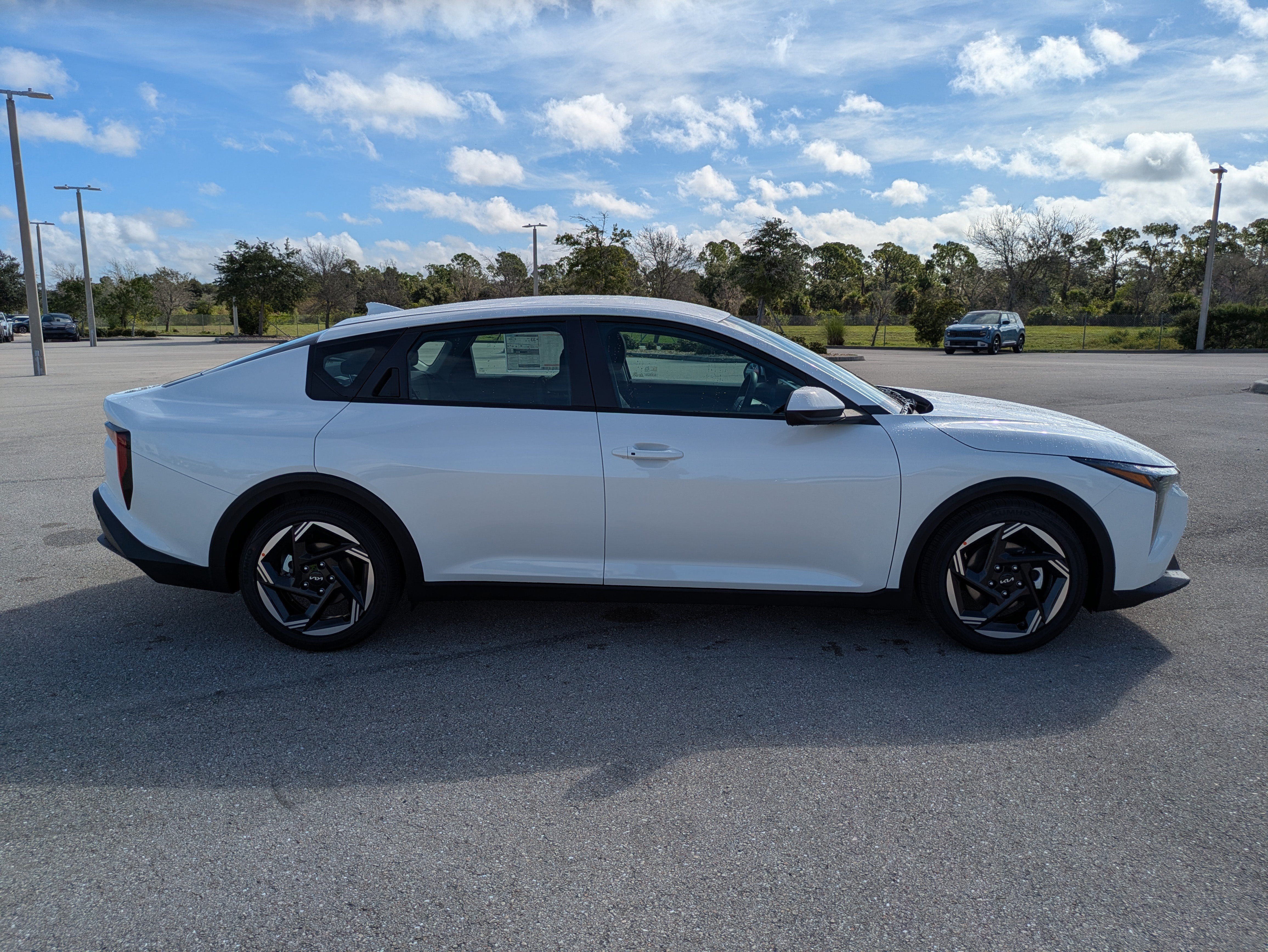 New 2026 Kia K4 EX FWD image 3
