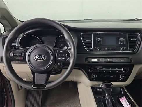 Used 2016 Kia Sedona LX w/ Option Group 020 image 9